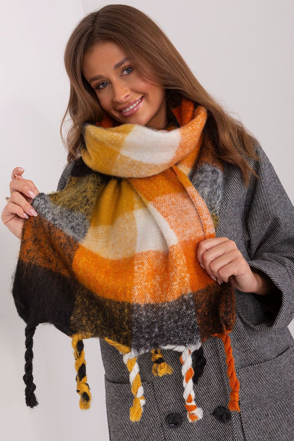 Shawl model 191707
